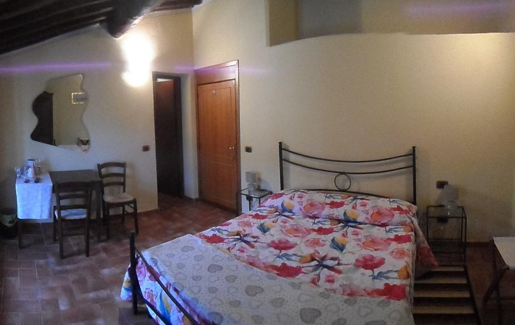 Il Pozzo Di Sant'Andrea Bed and Breakfast Siena Exteriör bild